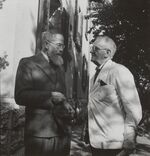 GFA 13/57.7: August Maier mit Mr. Perkins, Zusammentreffen am Jubiläum 1952