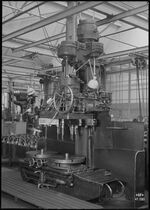 GFA 16/41280: Vertikal Vielspind Bohrmaschine