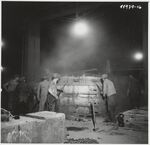 GFA 41/75.5: Arbeiter in der Stahlgiesserei
