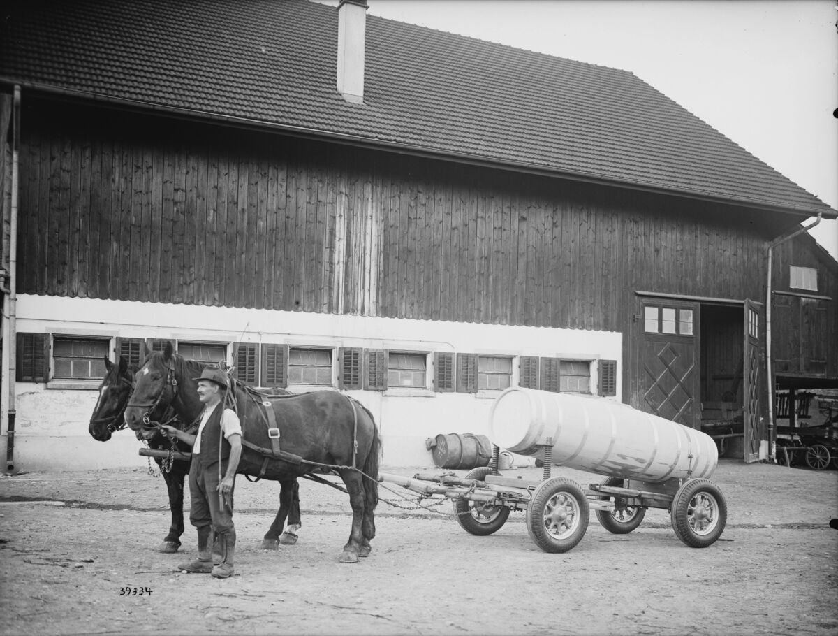 GFA 16/39334: Landwirtschaftlicher Wagen mit Pferdezugrädern