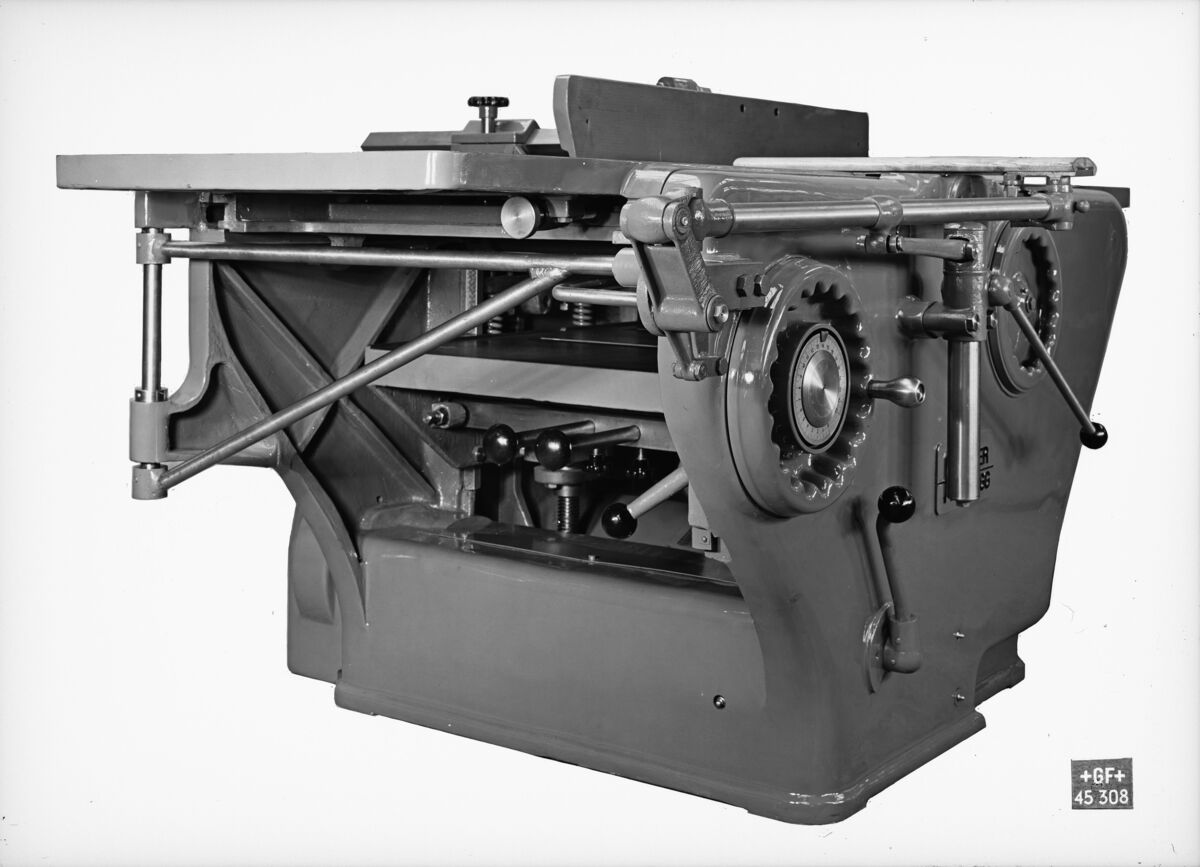 GFA 16/45308: Kombinierte Abrieb- und Dickenhobelmaschine