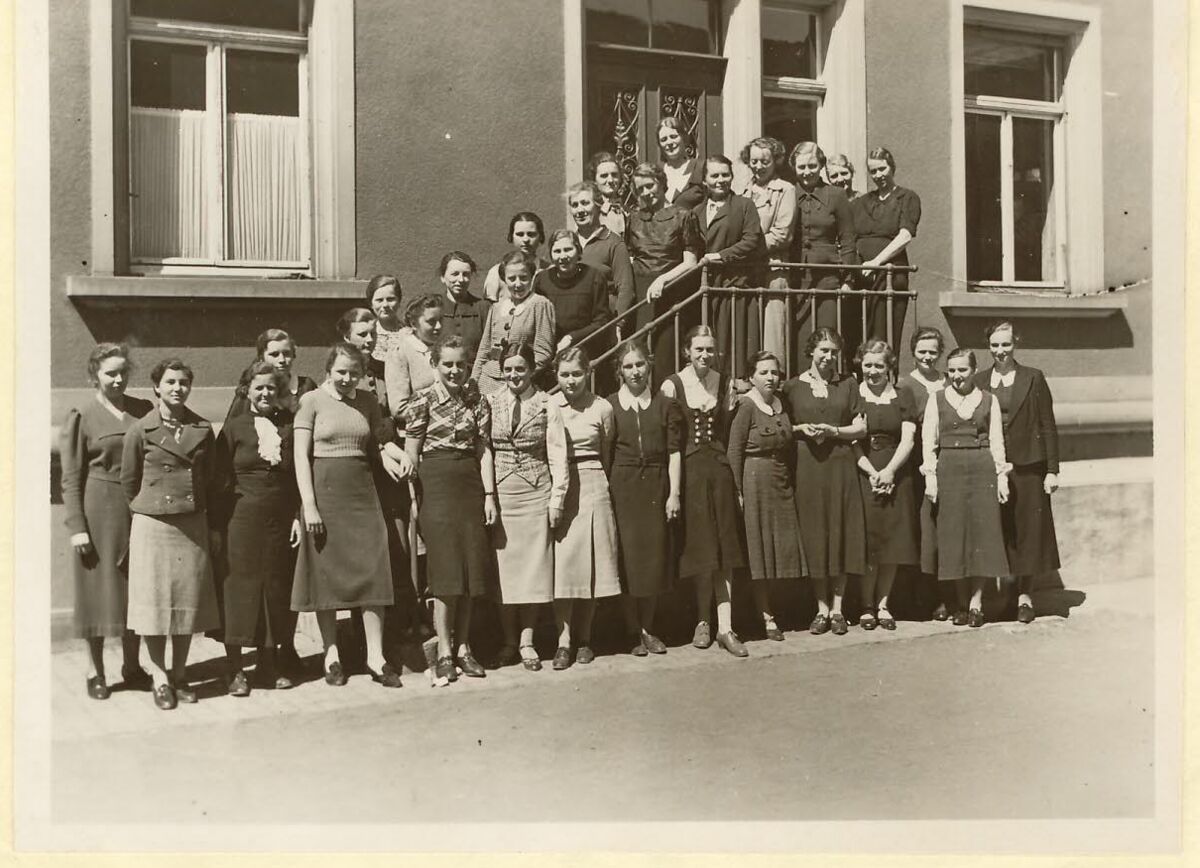 GFA 24/54.1551: Group picture training 1940