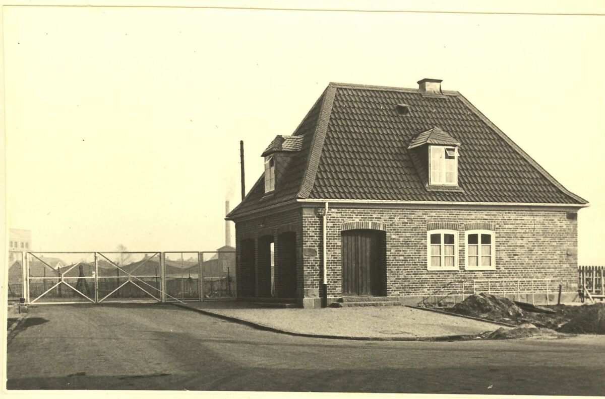 GFA 24/54.1748: Gatehouse
