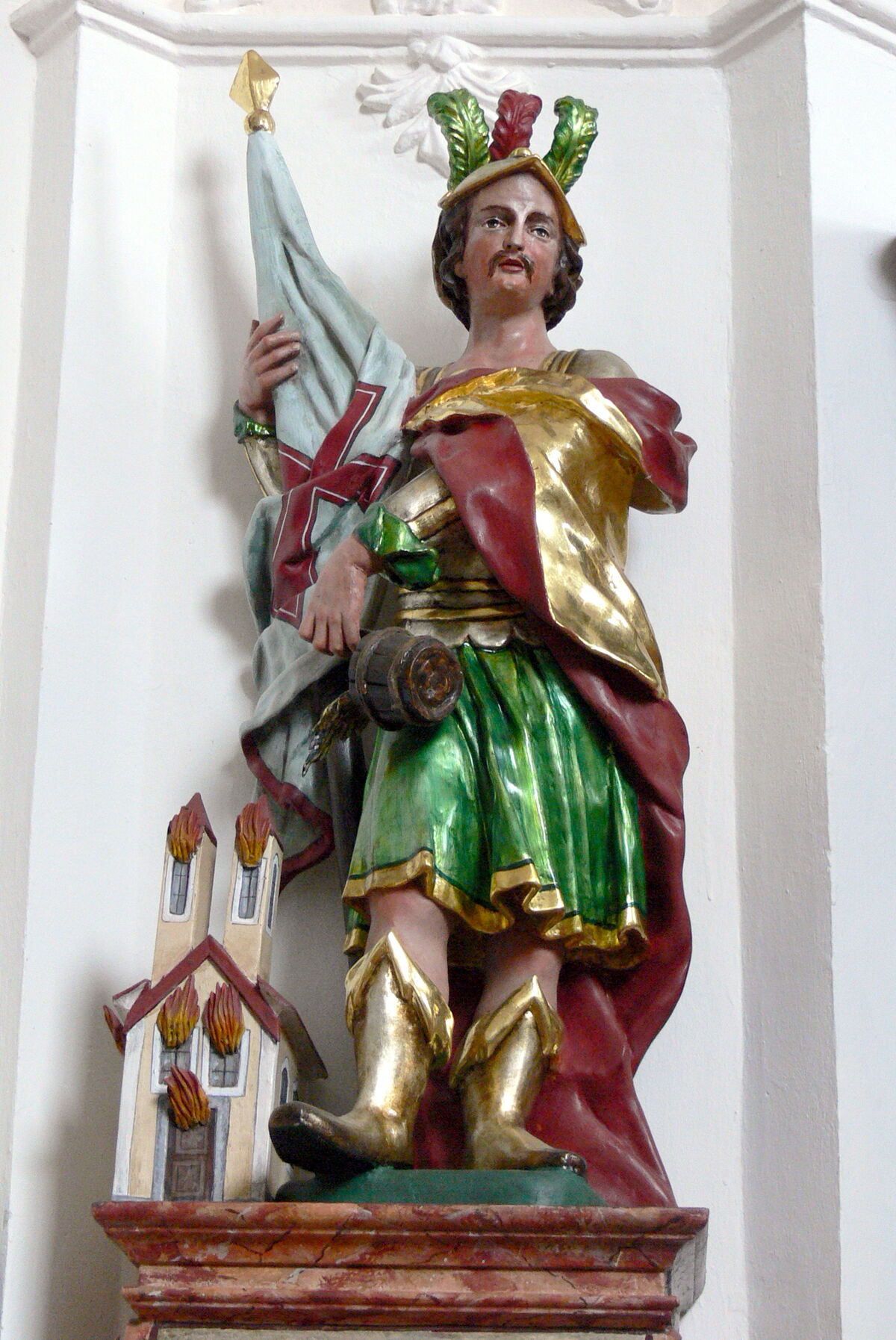 GFD 1/46: Statue des Heiligen Florian in der Pfarrkirche St. Joseph in Waxenberg, Österreich (Künstler unbekannt, 18. Jh.)