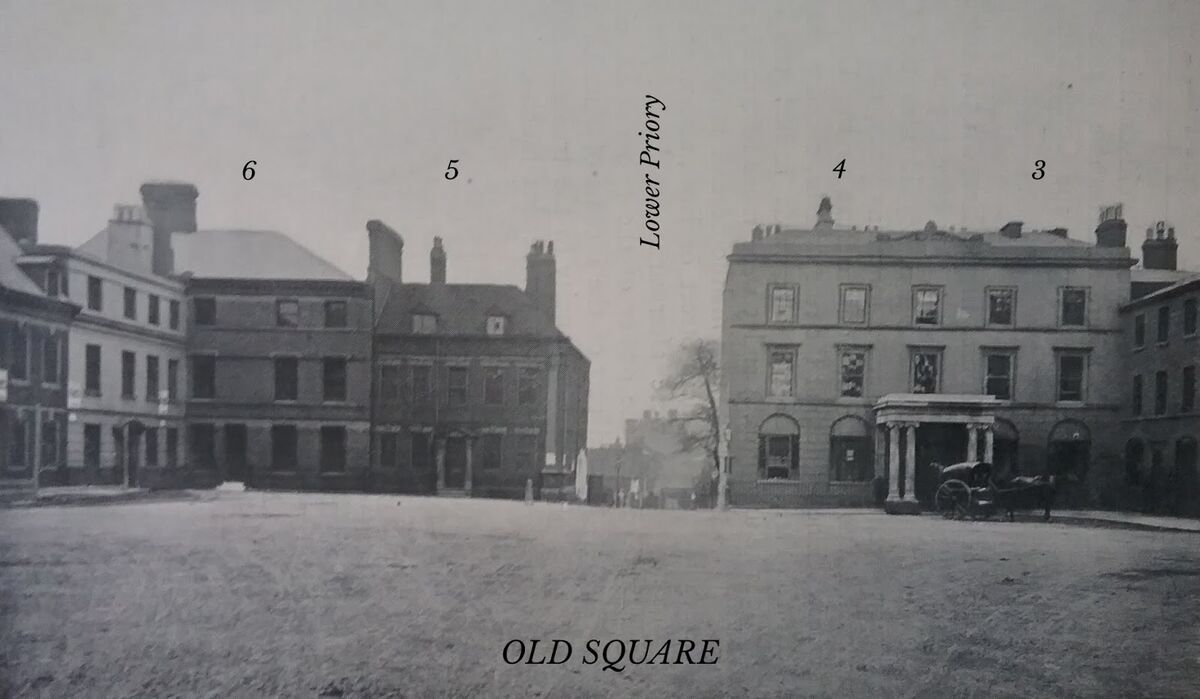 GFD 2/131: Old Square mit Stork Hotel, Nr. 3 und 4 (Fotograf unbekannt, 19. Jh.)