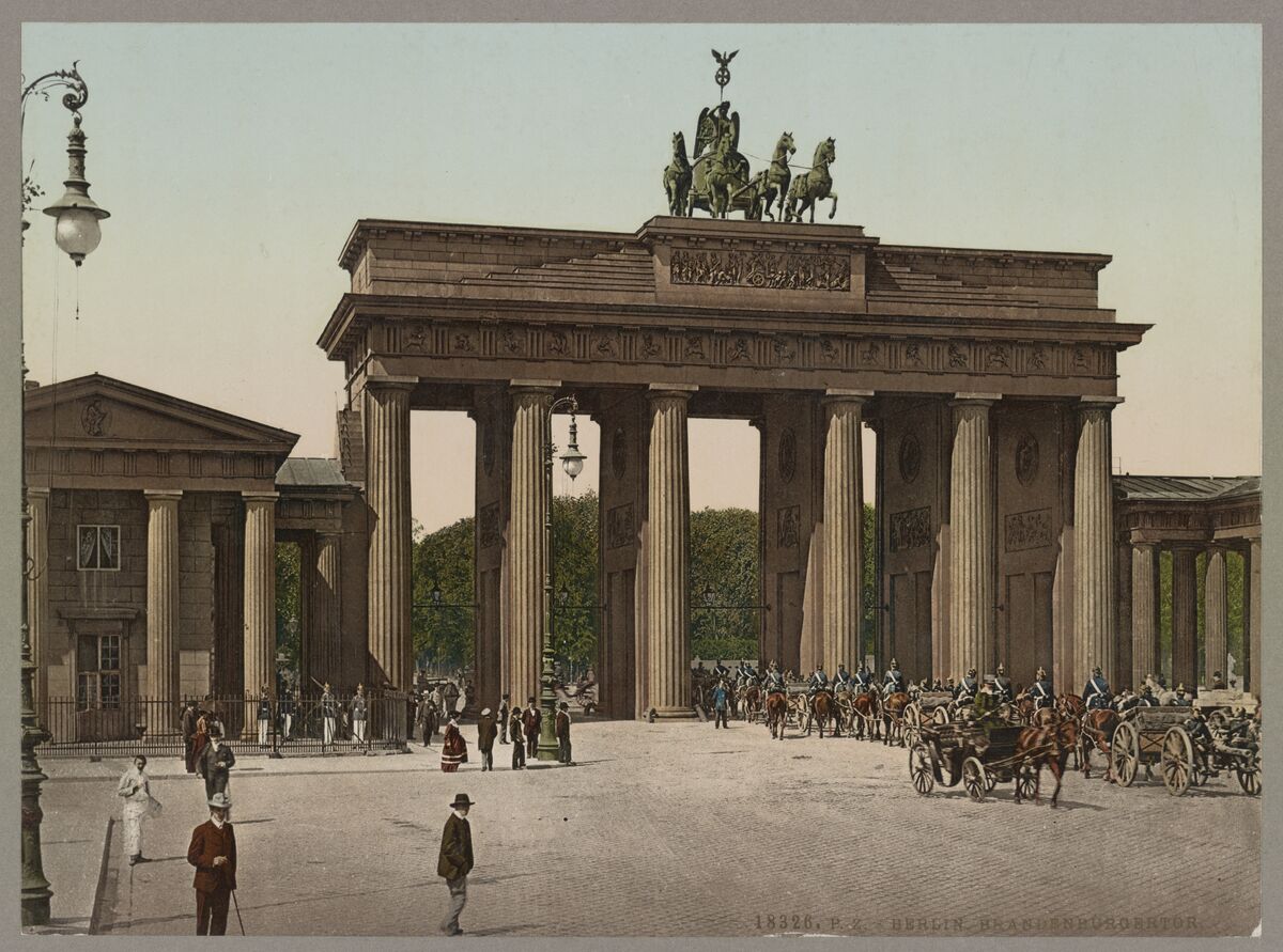 GFD 2/202: Brandenburger Tor in Berlin (Photochrom, um 1890–1900)