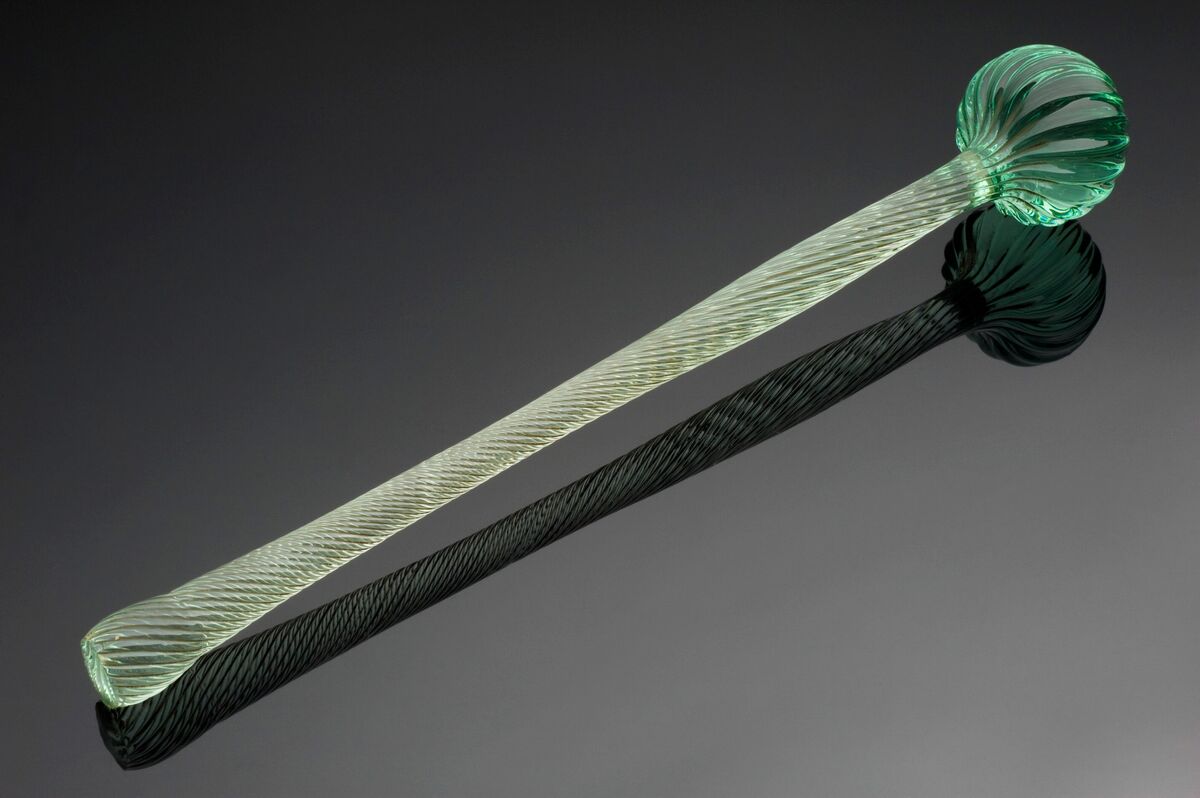 GFD 3/243: Laboratory stirring rod of mouth-blown fused glass, made by Phoenix Glassworks c. 1750–1900